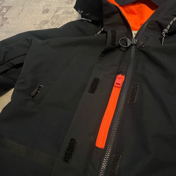 Women’s black DC Ski and snowboard jacket - Picture 4 of 6